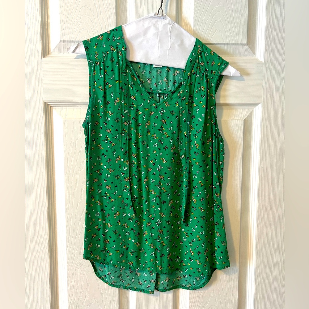Sleeveless Blouse